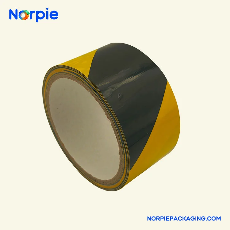 검정색과 노란색 경고 테이프